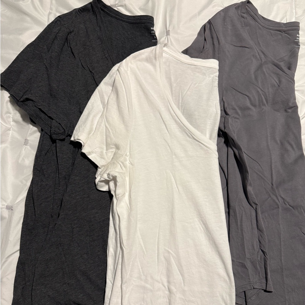 Old Navy Women's Short Sleeve Tees - Dark Heather Gray, White, Gray